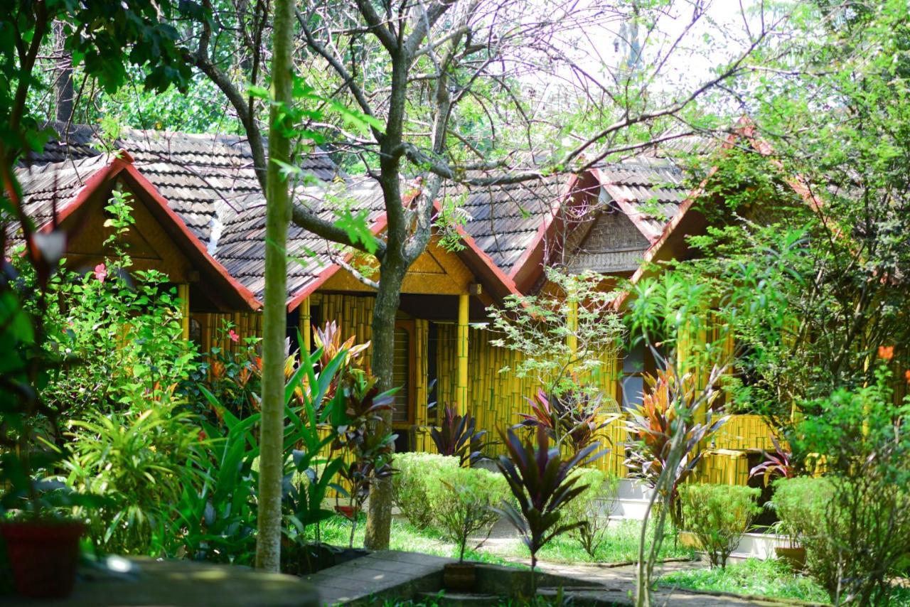 ורקלה Savithri Inn Cottage מראה חיצוני תמונה