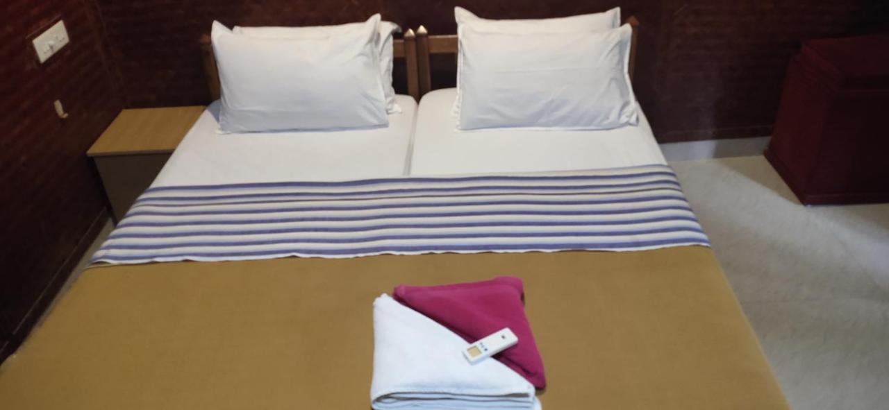 ורקלה Savithri Inn Cottage מראה חיצוני תמונה