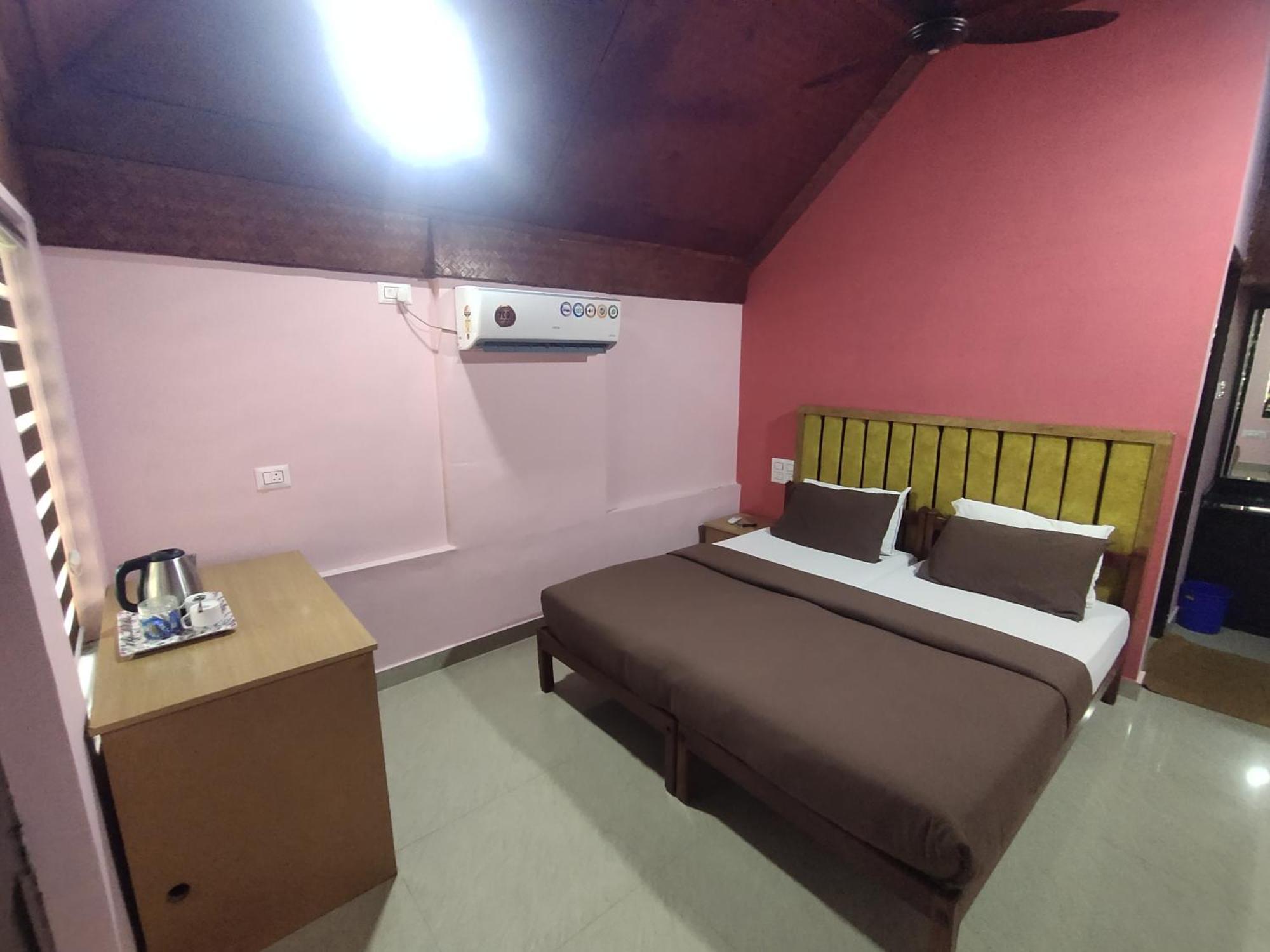 ורקלה Savithri Inn Cottage מראה חיצוני תמונה